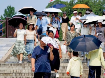北方湿热像广东，以后年年这样了？